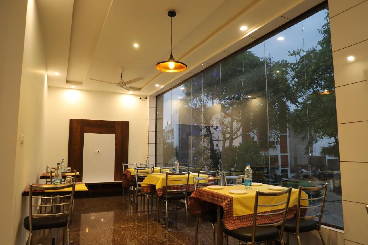 Hotel Dream Comfort Agra  Eksteriør billede