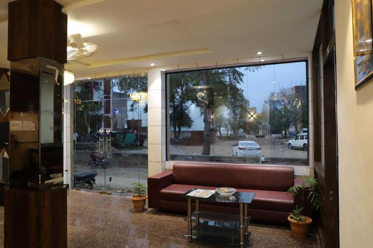 Hotel Dream Comfort Agra  Eksteriør billede